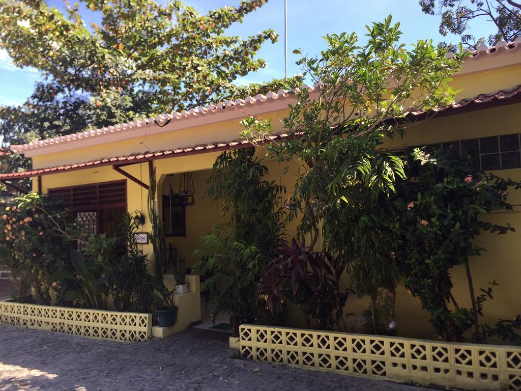Casa do Sândalo Boutique Guest House Dili Extérieur photo