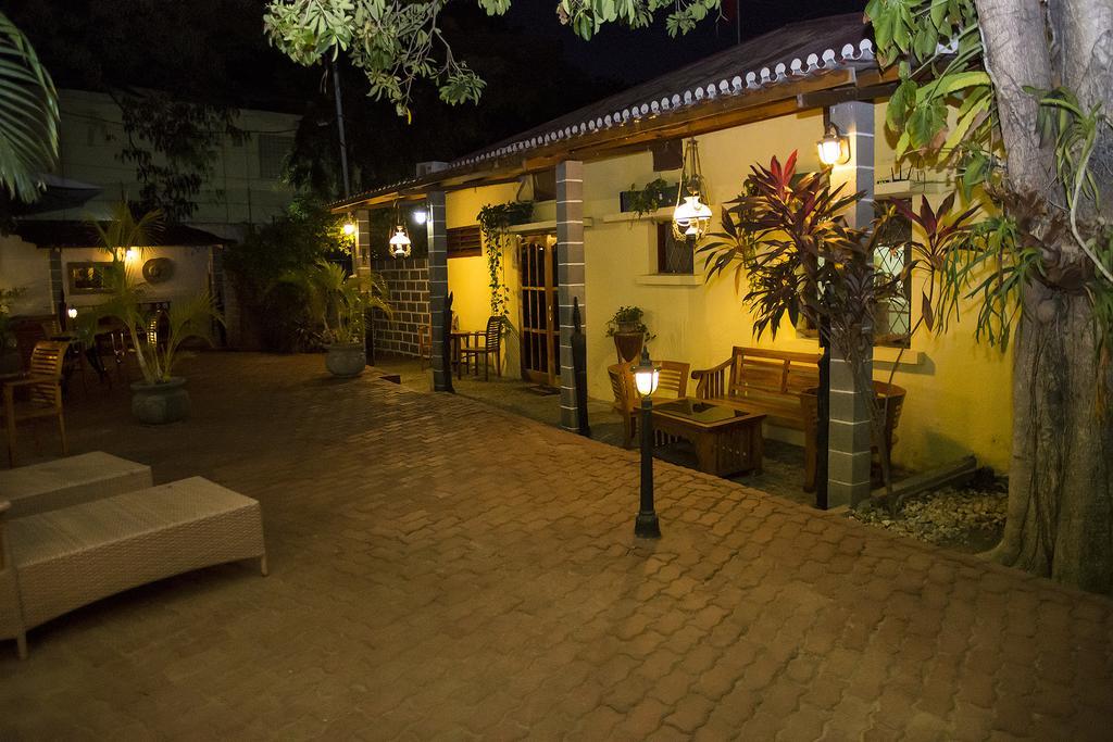 Casa do Sândalo Boutique Guest House Dili Extérieur photo